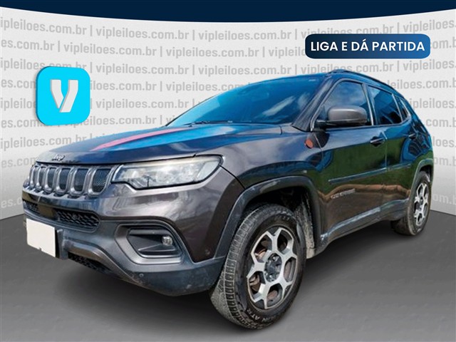 Jeep Compass Trail TD 2022 em leilão