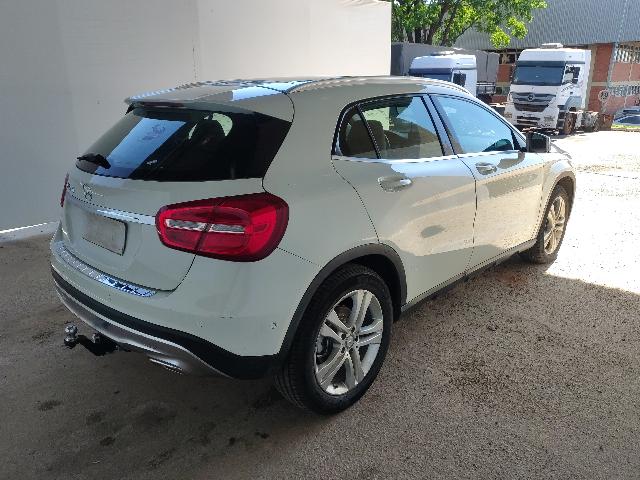 Foto 3: GLA200FF - 2016/2017