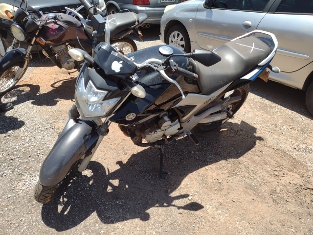 YAMAHA - FAZER YS250 - leilão extrajudicial - SAMAMBAIA DF - lance mínimo R$ 5.100