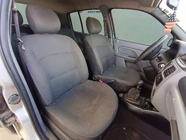 RENAULT CLIO CAM1016VH - 2011/2011 — foto 12 de 27