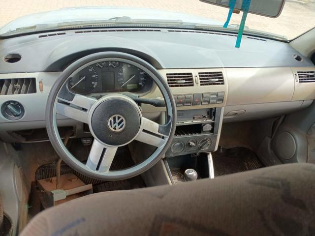 VOLKSWAGEN GOL 16V PLUS - 2001/2001 — foto 5 de 24