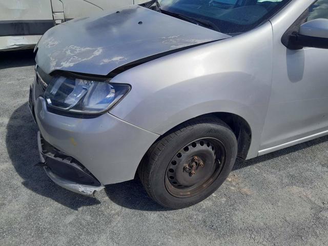 RENAULT LOGAN EXPR 1016V - 2015/2016 — foto 36 de 40