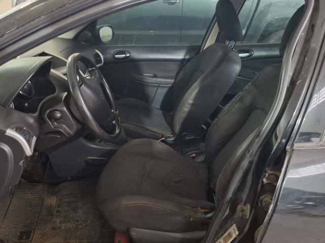 PEUGEOT 207HB XS - 2009/2010 — foto 12 de 25