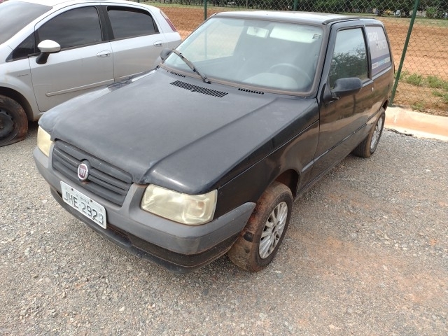 FIAT - UNO MILLE ECONOMY - leilão extrajudicial - SAMAMBAIA DF - lance mínimo R$ 8.000