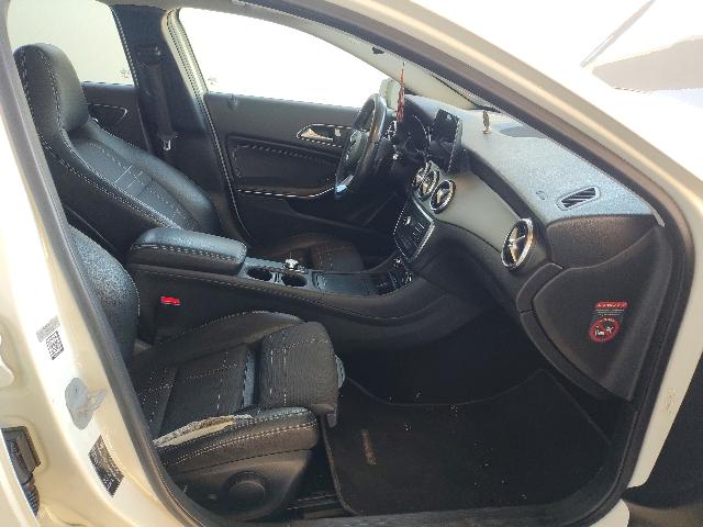 Foto 17 de 38: GLA200FF - 2016/2017
