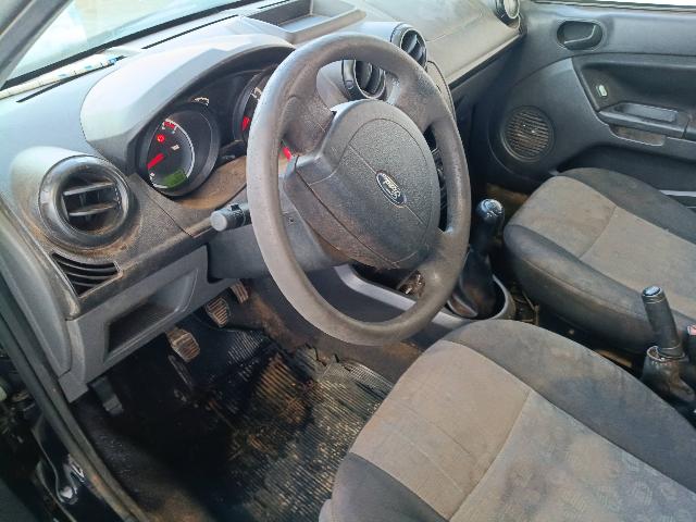 FORD FIESTA FLEX - 2012/2013 — foto 18 de 25