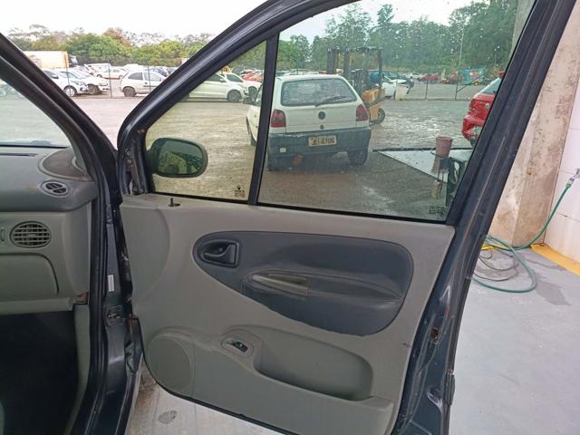 RENAULT SCENIC RT1.6 16V - 2001/2001 — foto 14 de 24