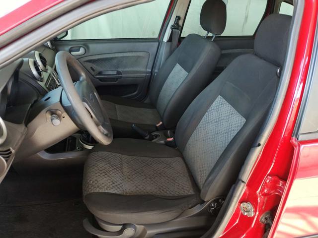 FORD FIESTA 1.6 FLEX - 2013/2014 — foto 17 de 36