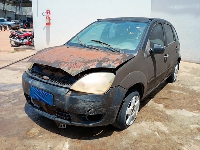 FORD - FIESTA 1.6 FLEX - leilão extrajudicial - SÃO LUÍS MA - lance mínimo R$ 5.000