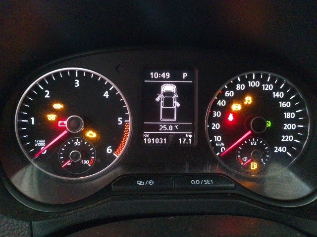 VOLKSWAGEN AMAROK CD 4X4 HIGH - 2016/2016 — foto 6 de 40