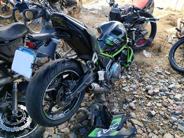 KAWASAKI Z650 - 2018/2018 — foto 3 de 15
