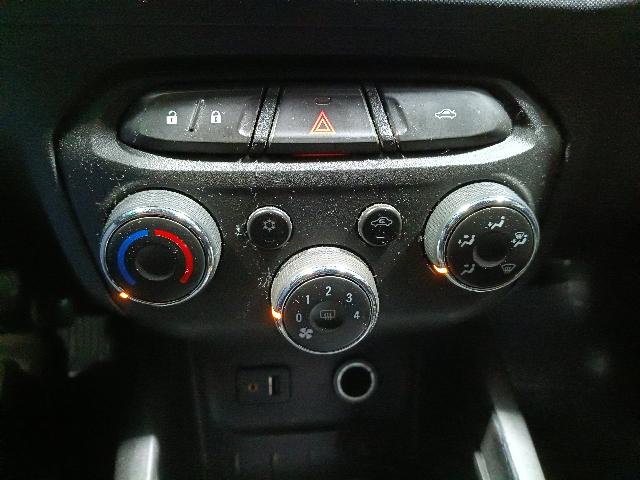 CHEVROLET ONIX 1.4MT LT - 2014/2015 — foto 24 de 40