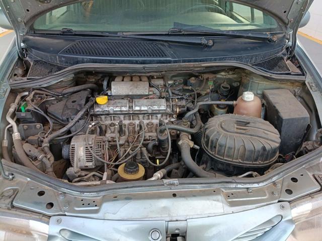 RENAULT SCENIC RXE 2.0 - 1999/2000 — foto 22 de 24