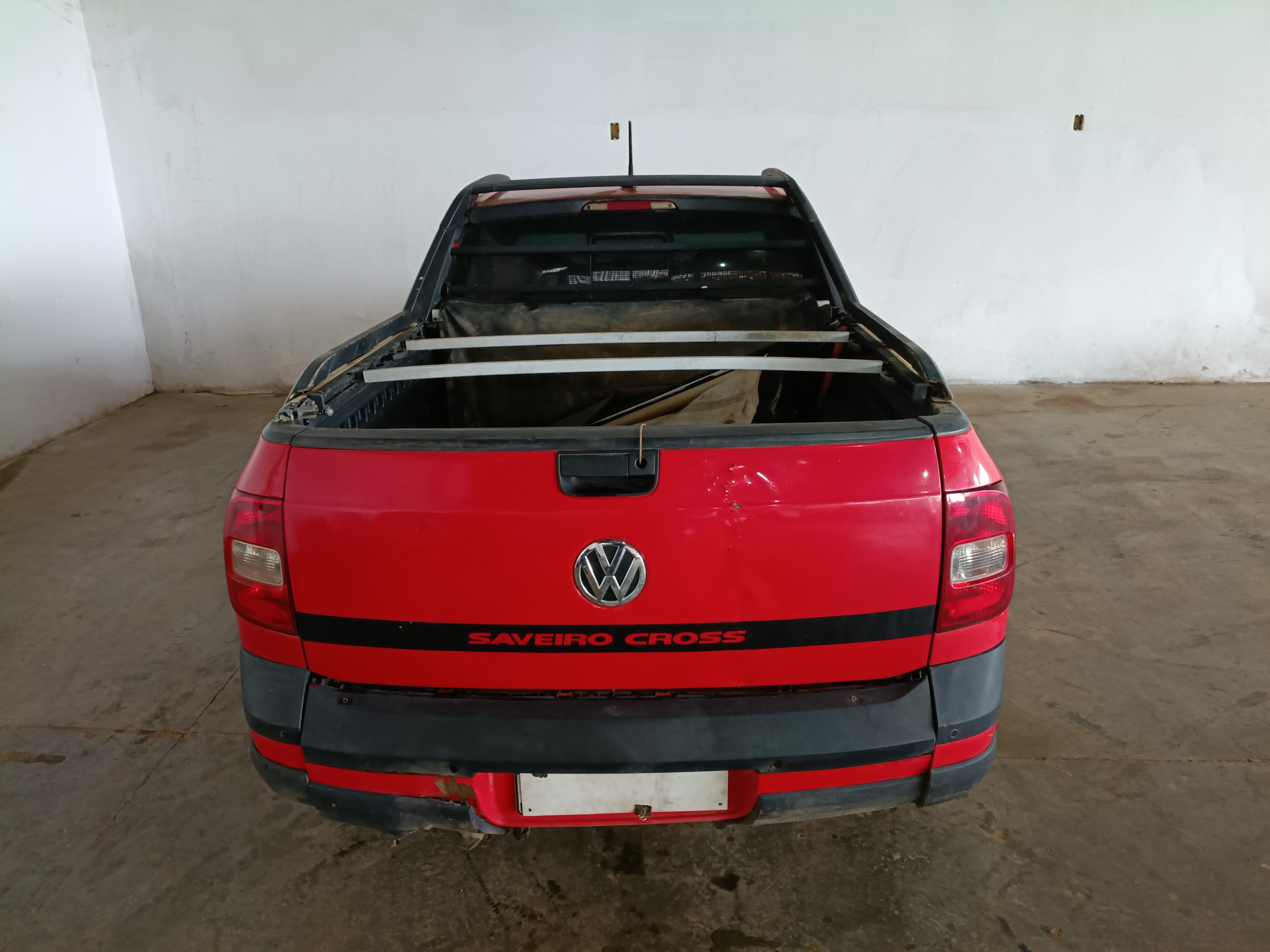 Foto 21 de 28: SAVEIRO 1.6 CE CROSS - 2011/2012