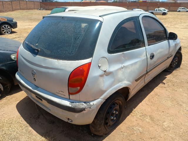 GM CELTA 2P SPIRIT - 2005/2006 — foto 4 de 26