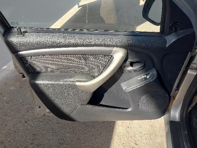 RENAULT SANDERO EXP 16 - 2011/2012 — foto 24 de 40