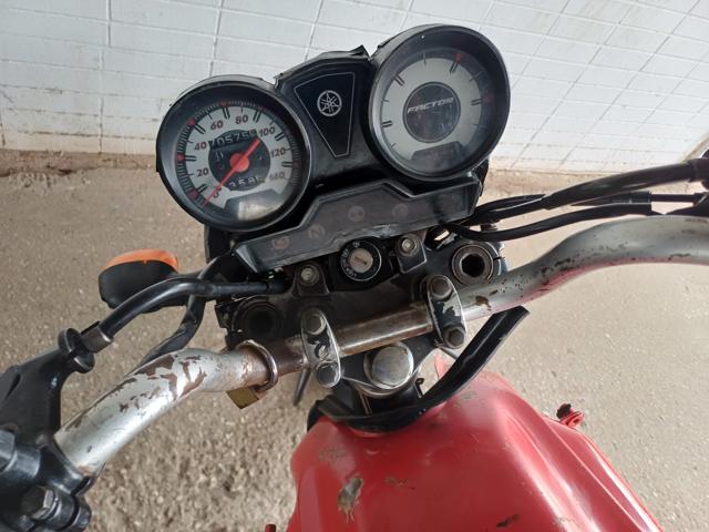 YAMAHA YBR125 FACTOR K1 - 2013/2014 — foto 5 de 9