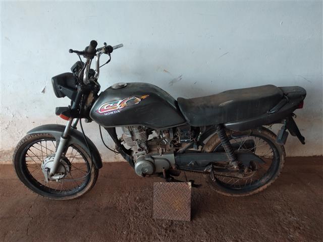 Honda CG 125 Titan 1996 em leilão