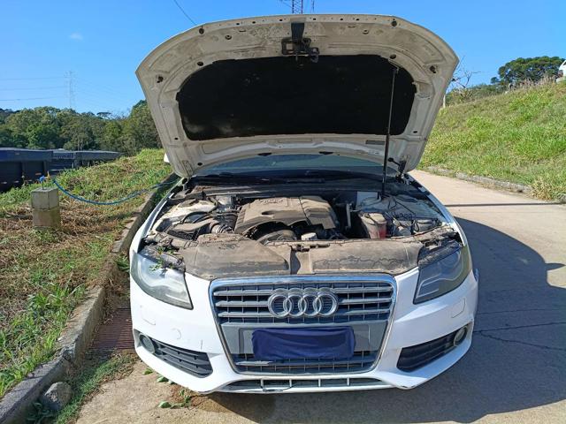 AUDI A4 2.0T 180HP - 2011/2011 — foto 10 de 23