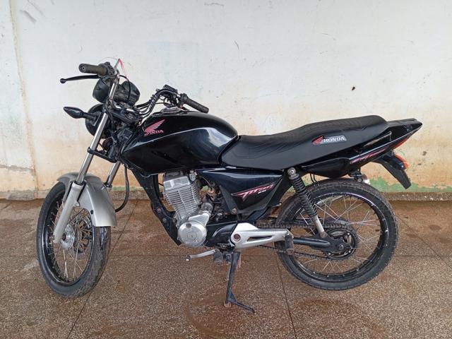 Honda CG 150 Titan ESD 2005 em leilão