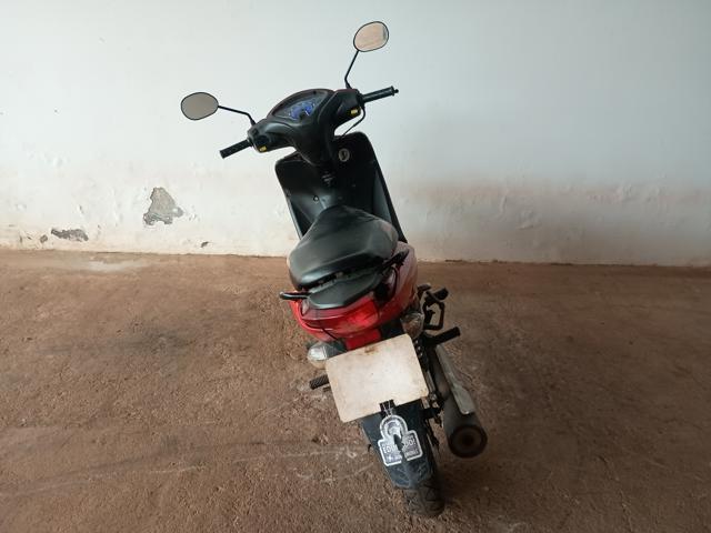 HONDA BIZ 125 ES - 2011/2011 — foto 4 de 10