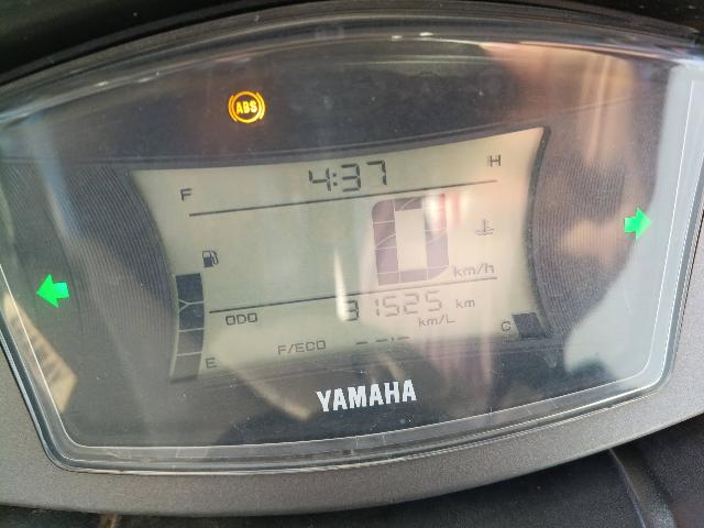YAMAHA NMAX 160 - 2022/2022 — foto 8 de 14