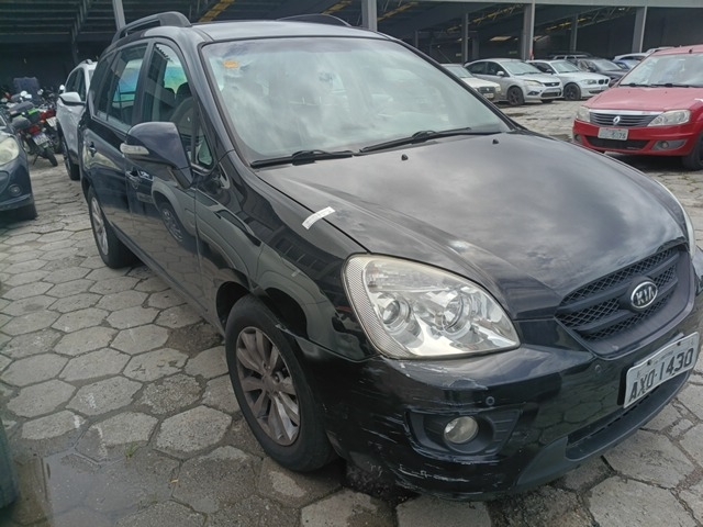 KIA CARENS EX2 2.0L - 2010/2011 — foto 9 de 10