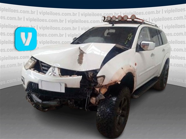 MITSUBISHI Pajero Dakar D 2012 em leilão