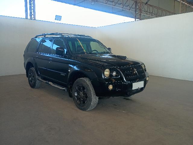 Foto 19 de 34: PAJERO SPORT FLEX - 2009/2010