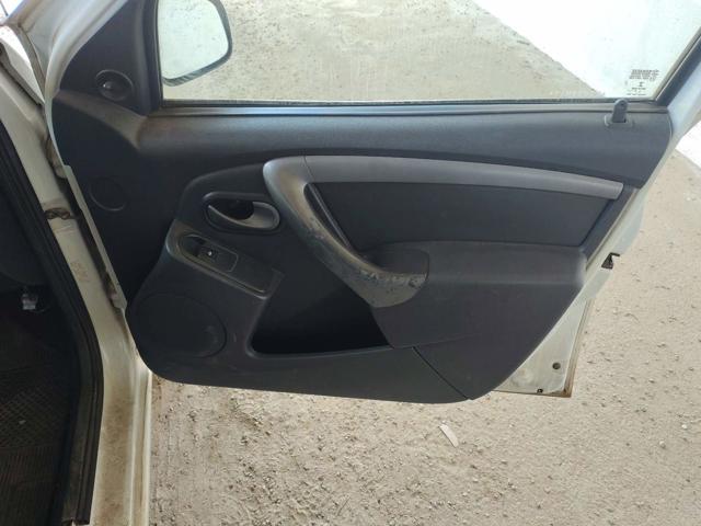 RENAULT SANDERO EXP 16HP - 2013/2014 — foto 17 de 36