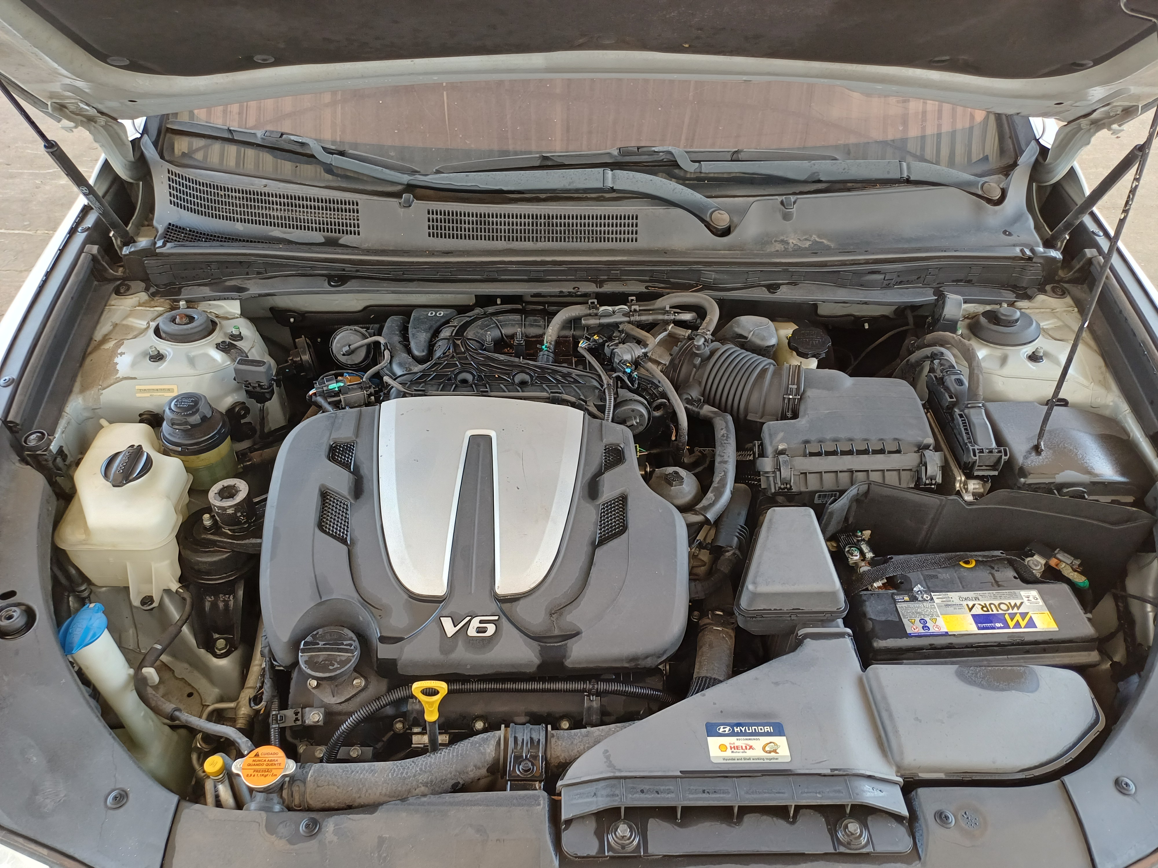 HYUNDAI AZERA 3.0 V6 - 2012/2013 — foto 20 de 24