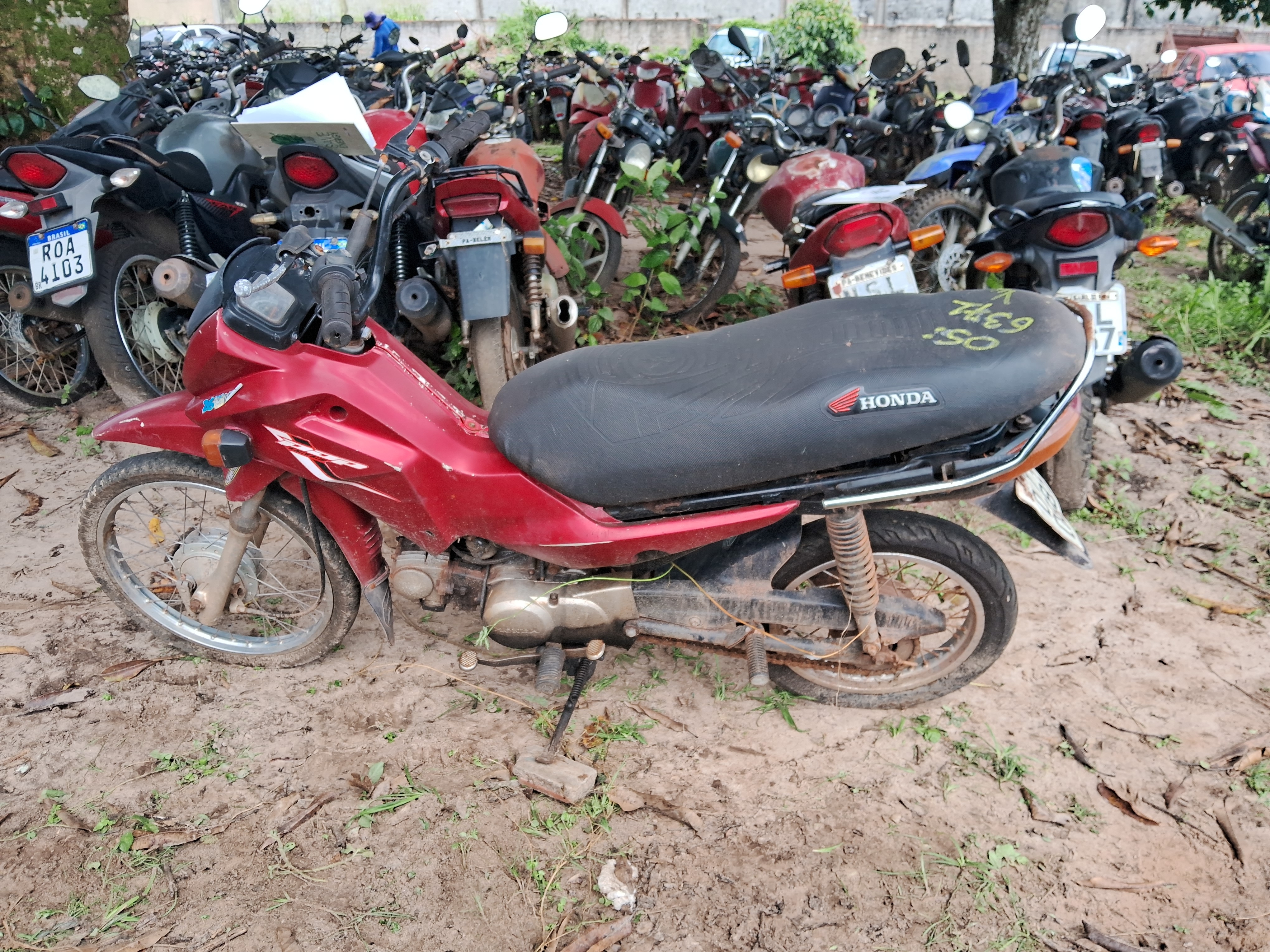 HONDA - POP100 - leilão extrajudicial - CASTANHAL PA - lance mínimo R$ 385