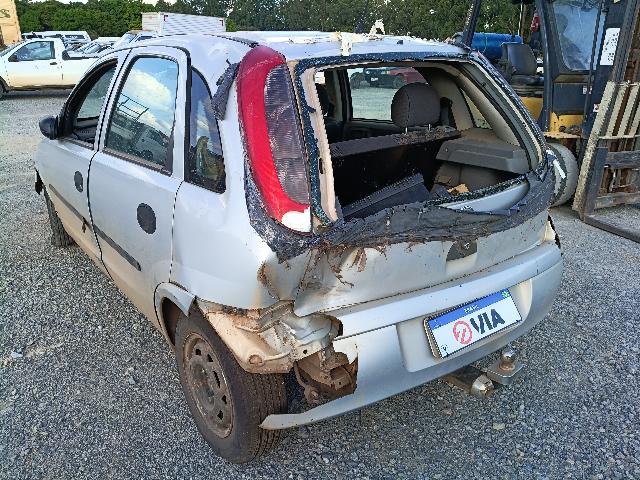 GM CORSA HATCH - 2003/2003 — foto 4 de 5