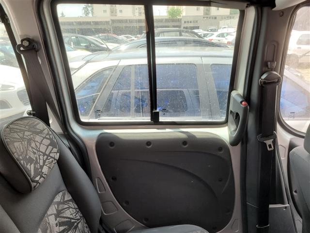 FIAT DOBLO ADV 1.8 FLEX - 2009/2009 — foto 15 de 25
