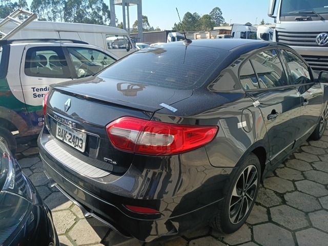 RENAULT FLUENCE GTLINE - 2015/2016 — foto 5 de 9