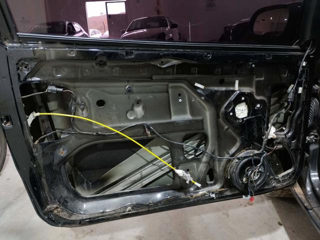VOLKSWAGEN FOX 1.0 - 2008/2009 — foto 34 de 36