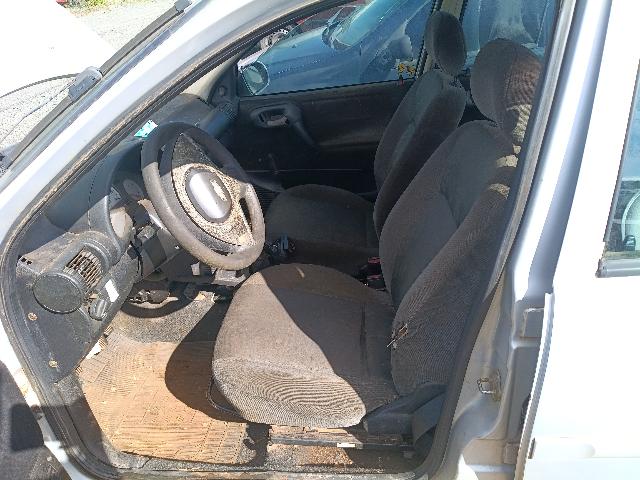 Foto 11 de 35: CORSA MILENIUM - 2002/2002