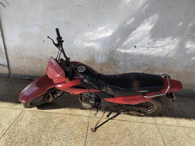 Honda Nxr125 Bros ES 2004 em leilão