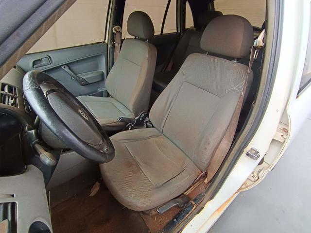 VOLKSWAGEN GOL 16V - 1999/2000 — foto 19 de 26