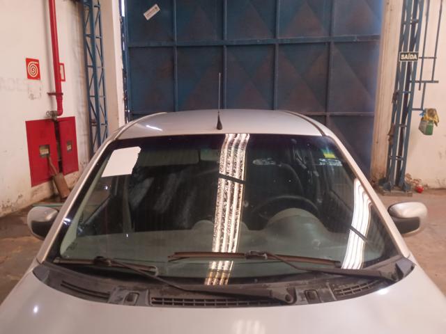 FIAT UNO VIVACE 1.0 - 2013/2014 — foto 10 de 36