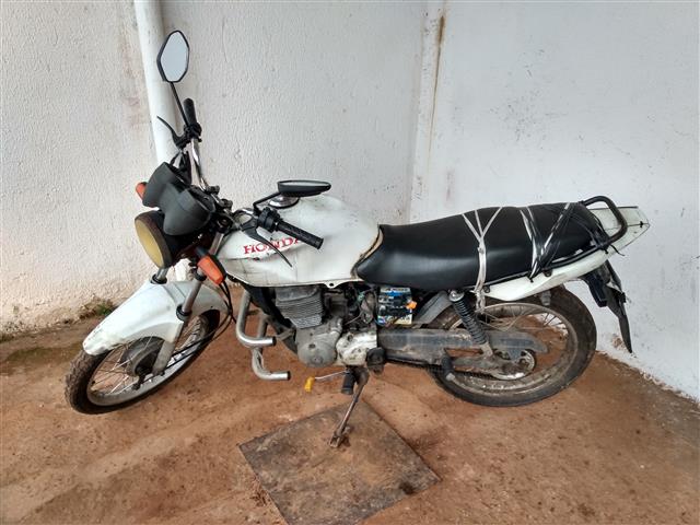 Honda CG 150 JOB 2008 em leilão