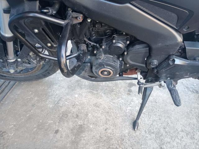 BAJAJ DOMINAR D400 - 2025/2025 — foto 9 de 21