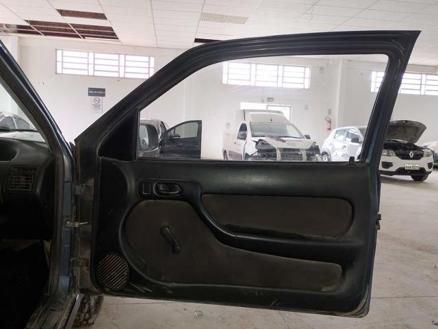 VOLKSWAGEN GOL SPECIAL - 2002/2003 — foto 15 de 31