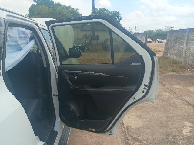 TOYOTA HILUX SWSRXA4FD - 2022/2023 — foto 22 de 40