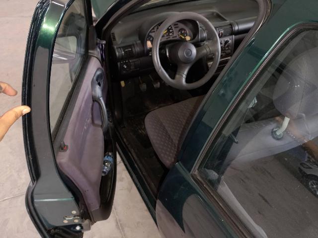 Foto 14 de 32: CORSA WIND - 1999/1999