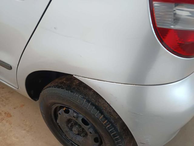 VOLKSWAGEN FOX 1.0 - 2007/2008 — foto 29 de 32