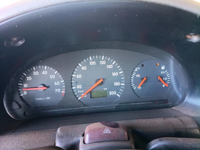 VOLKSWAGEN GOL 16V - 1998/1999 — foto 6 de 27