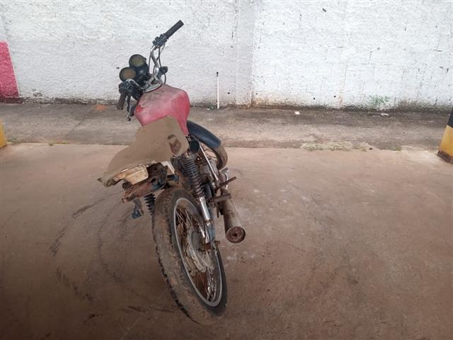 HONDA CG 125 TITAN KSE - 2002/2002 — foto 9 de 23