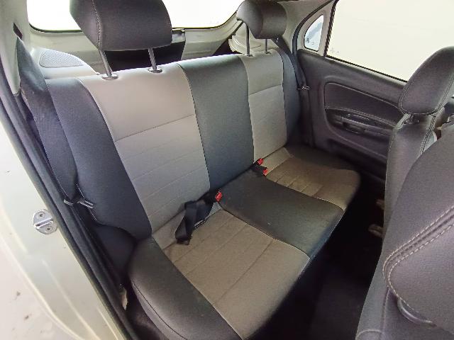 VOLKSWAGEN NOVO GOL 1.0 CITY - 2012/2013 — foto 15 de 25