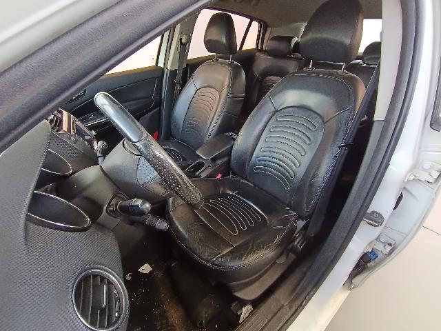 FIAT BRAVO ESSENCE 1.8 - 2013/2014 — foto 19 de 25